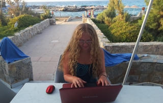 Héloïse De Ré, écriture en Crète, juillet 2016